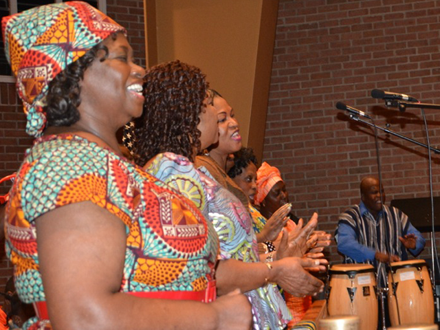 Ghanaian Choir and Rose Mensah